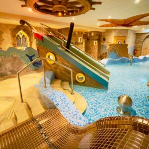 Vysočina u ski areálů: Hotel Podlesí *** s polopenzí a krytým bazénem a vstupem do wellness (vířivky, sauny)