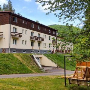 Horský pobyt na Slovensku: Hotel Magura *** se snídaní/polopenzí, vstupem do wellness + procedury a fitness