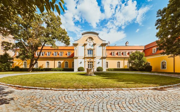 Jižní Slovensko luxusně na zámku v Hotelu Château Belá **** se snídaní/polopenzí, wellness, fitness a slevami