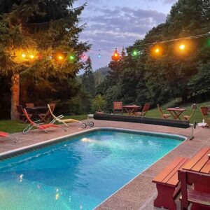 Krkonošský národní park v blízkosti atrakcí v Horském Hotelu Flora s polopenzí a venkovním vyhřívaným bazénem