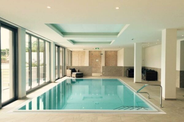Timmendorfer Strand: Dovolená u Baltského moře v Romantik Hotelu Fuchsbau ****+ se snídaní a obřím wellness