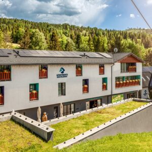 Spišská Magura a Belianské Tatry blízko stezky korunami stromů v moderních Apartmánech Bachledka + snídaně