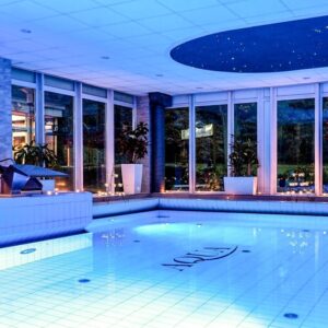 Německo blízko moře, přírody a památek: Trihotel Rostock se snídaněmi, bazénem a saunami + gastro zážitky