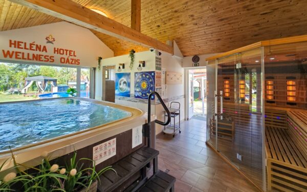 Pobyt u lázeňského Mosonmagyaróváru v Heléna Hotel & Spa *** se snídaní, neomezeným wellness a výhodami