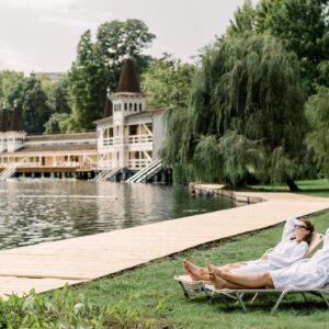 Maďarsko jen 100 m od jezera Hévíz v Bonvital Wellness & Gastro Hotelu ****+ s neomezeným wellness a polopenzí