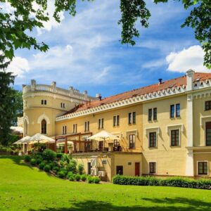 Pobyt na okraji Prahy v luxusním Chateau St. Havel **** se snídaněmi, šampaňským a privátní vířivkou/saunou