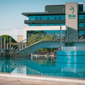 Maďarsko: Lázně Tiszaújváros v Tisia Hotelu **** s polopenzí a neomezeným vstupem do termálů + sauny a fitness
