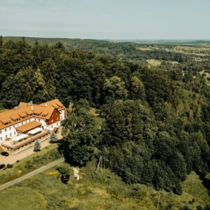 Polsko: Jizerské hory jen 3 km od hranic s Českem v Hotelu Le Mont Medical & SPA s polopenzí + bazén a sauna