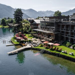 Pobyt na břehu Zellského jezera ve 4* Hotelu Seevilla Freiberg s polopenzí a wellness + zapůjčení lodi a slevy