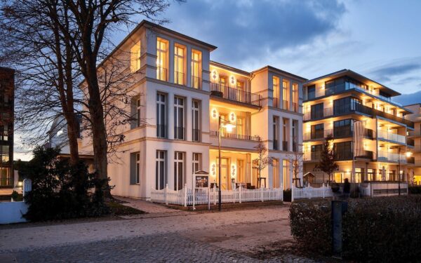 Pobyt u Baltu na ostrově Usedom: SEETELHOTEL Strandhotel Atlantic **** se snídaněmi, bazénem, saunami + večeře