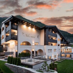 Italské Alpy: Údolí Ahrntal ve Vitaurina Royal Hotelu *** s polopenzí, wellness, fitness a welcome drinkem