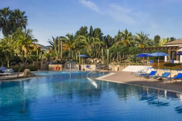 Lantana Resort