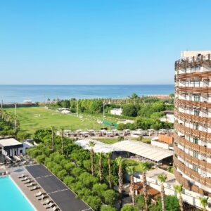 Nirvana Cosmopolitan