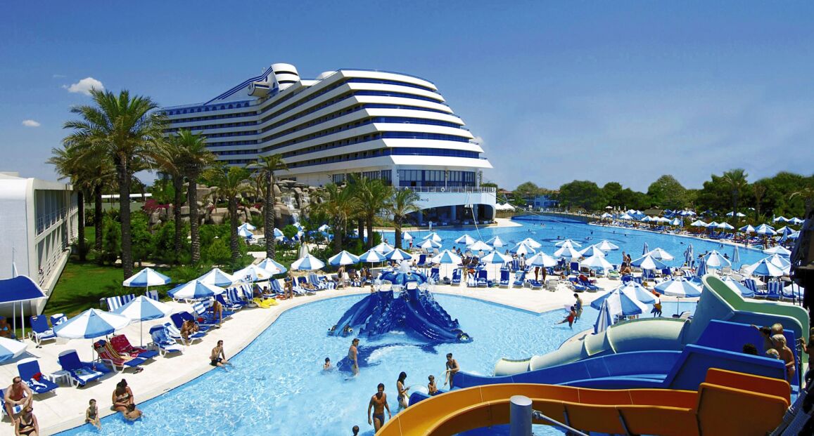 Titanic Deluxe Lara 5⭐️ - Antalya - Turecko