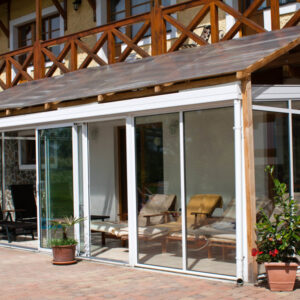 Noc na statku Stein s vířivkou a procházkou s lamami